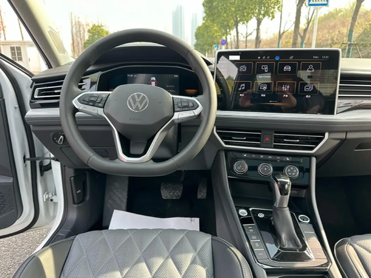 2023 Volkswagen Sagitar 1.4T 150HP L4 7DCT,autocango,china used car exporter,china ev exporter,chinese used car exporter,chinese used ev exporter