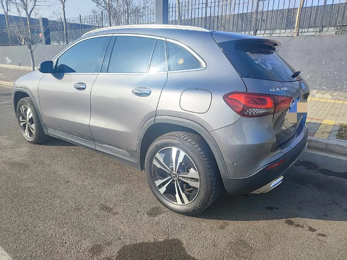 2020 Mercedes-Benz GLA Class 1.3T 163HP L4 7DCT,autocango,china used car exporter,china ev exporter,chinese used car exporter,chinese used ev exporter