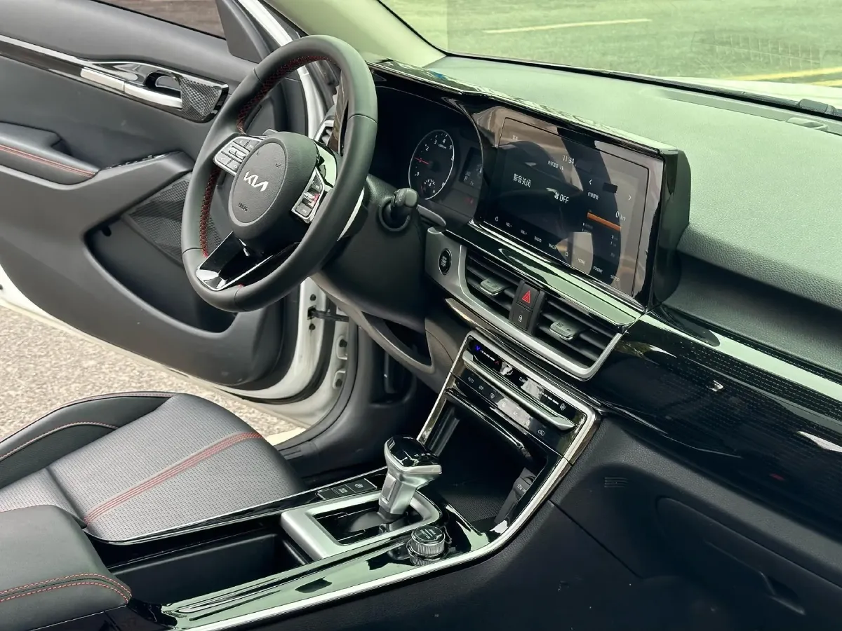 2021 Kia KX3 1.5L 115HP L4 CVT,autocango,china used car exporter,china ev exporter,chinese used car exporter,chinese used ev exporter