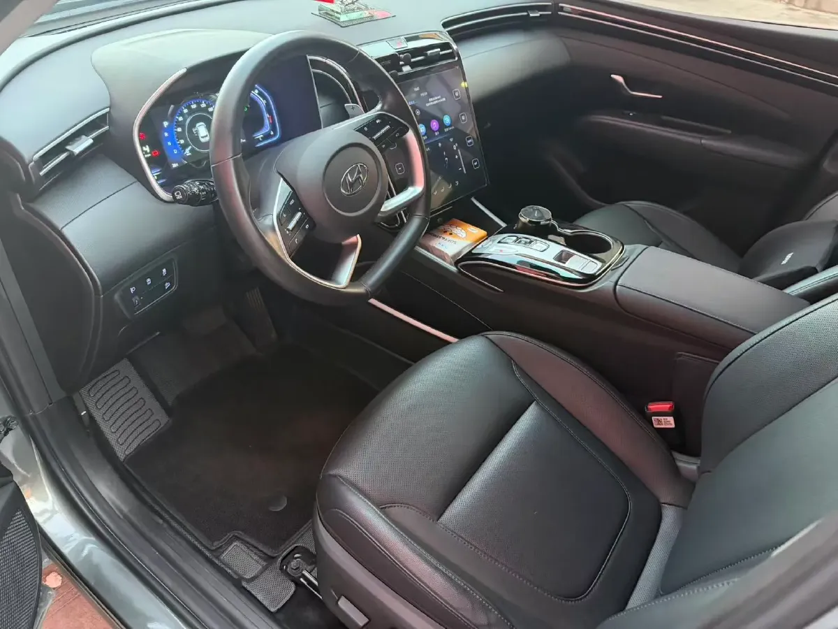 2021 Hyundai Tucson 1.5T 200HP L4 7DCT,autocango,china used car exporter,china ev exporter,chinese used car exporter,chinese used ev exporter