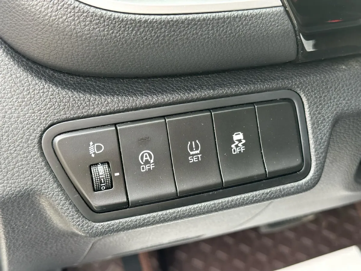 2021 Kia KX3 1.5L 115HP L4 CVT,autocango,china used car exporter,china ev exporter,chinese used car exporter,chinese used ev exporter