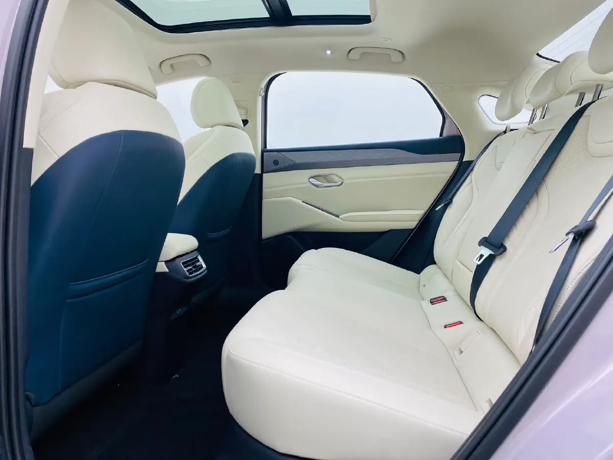 2025 BYD QinL BEV,autocango,china used car exporter,china ev exporter,chinese used car exporter,chinese used ev exporter