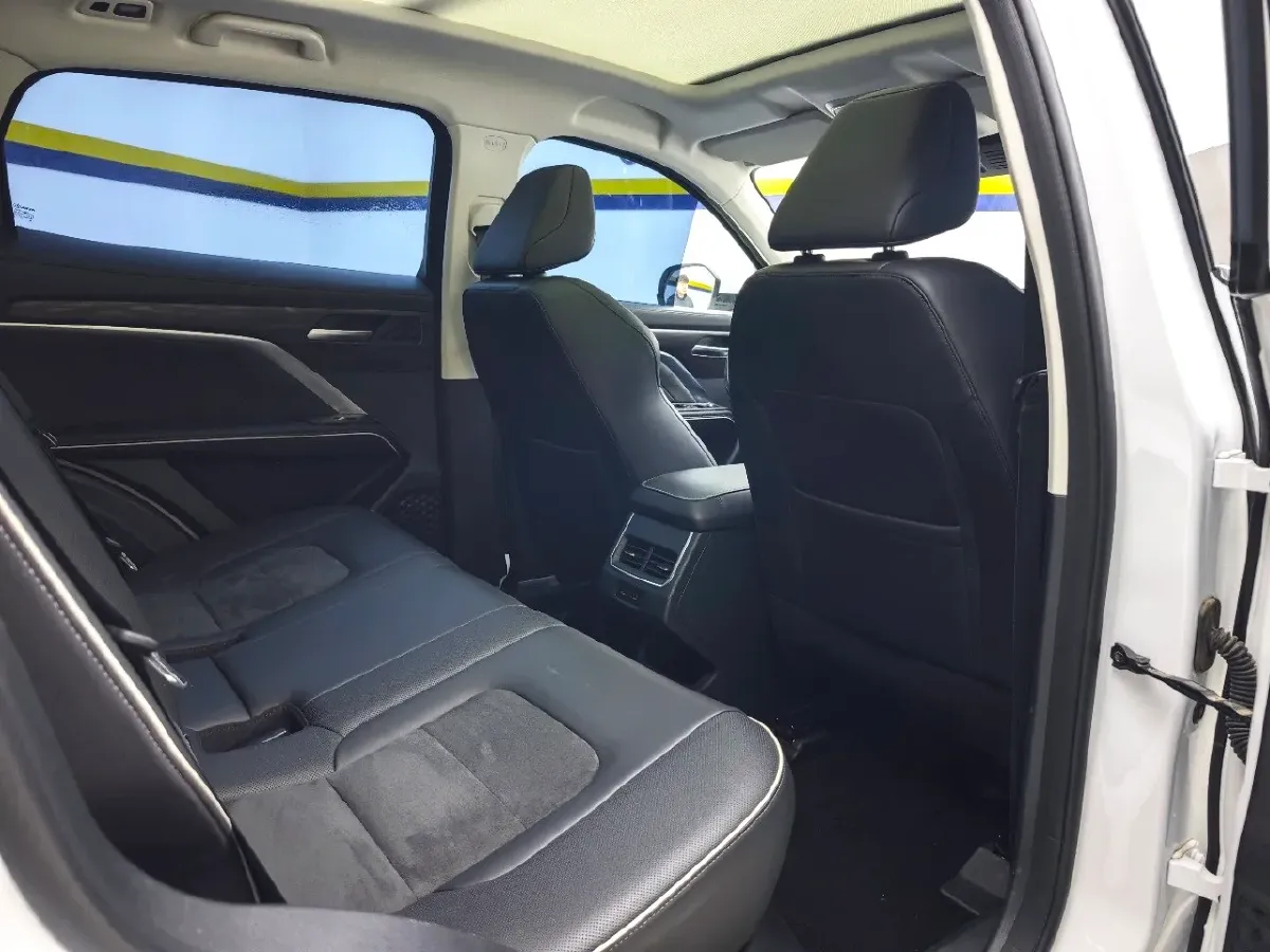 2023 Haval H6 1.5T 150HP L4 7DCT,autocango,china used car exporter,china ev exporter,chinese used car exporter,chinese used ev exporter