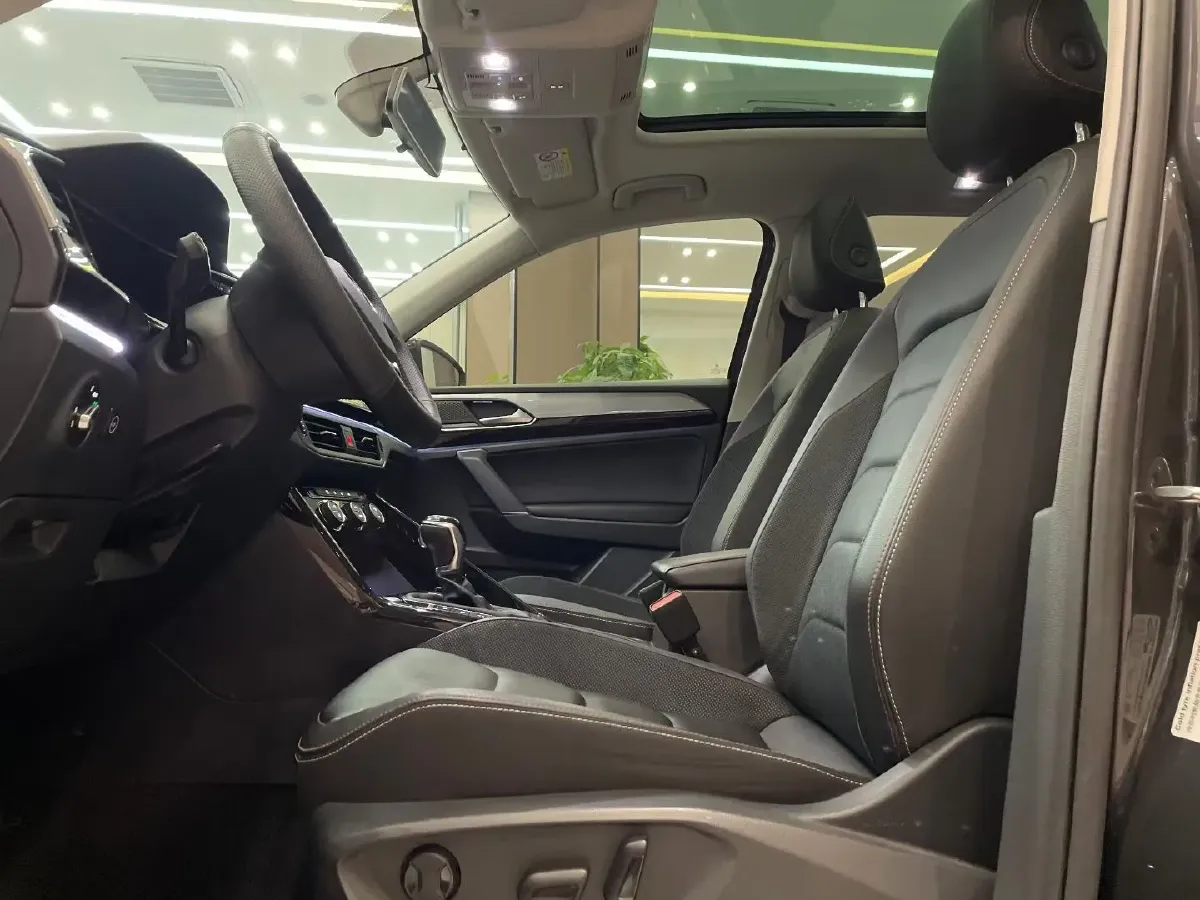 2019 Renault Koleos 2.0L 154HP L4 CVT,autocango,china used car exporter,china ev exporter,chinese used car exporter,chinese used ev exporter