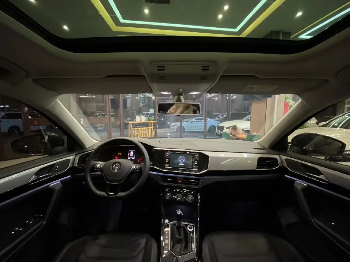 2019 Renault Koleos 2.0L 154HP L4 CVT,autocango,china used car exporter,china ev exporter,chinese used car exporter,chinese used ev exporter