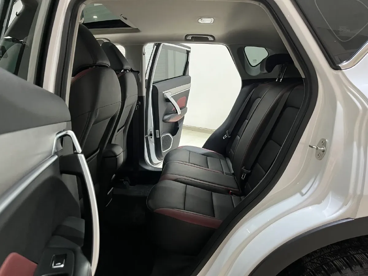 2021 Geely Coolray 1.4T 141HP L4 6DCT,autocango,china used car exporter,china ev exporter,chinese used car exporter,chinese used ev exporter