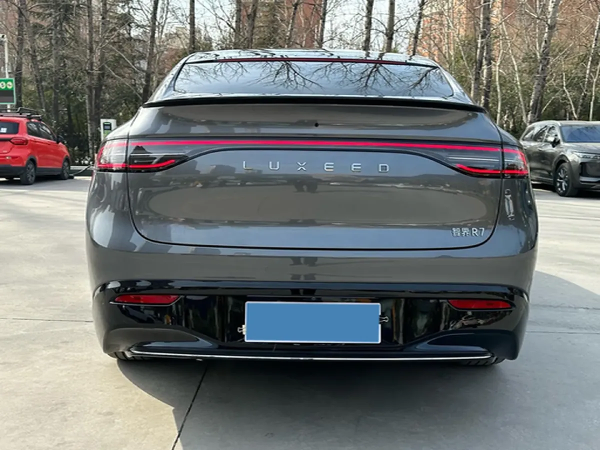 2025 Luxeed R7 REEV 156HP REEV 37KWH,autocango,china used car exporter,china ev exporter,chinese used car exporter,chinese used ev exporter