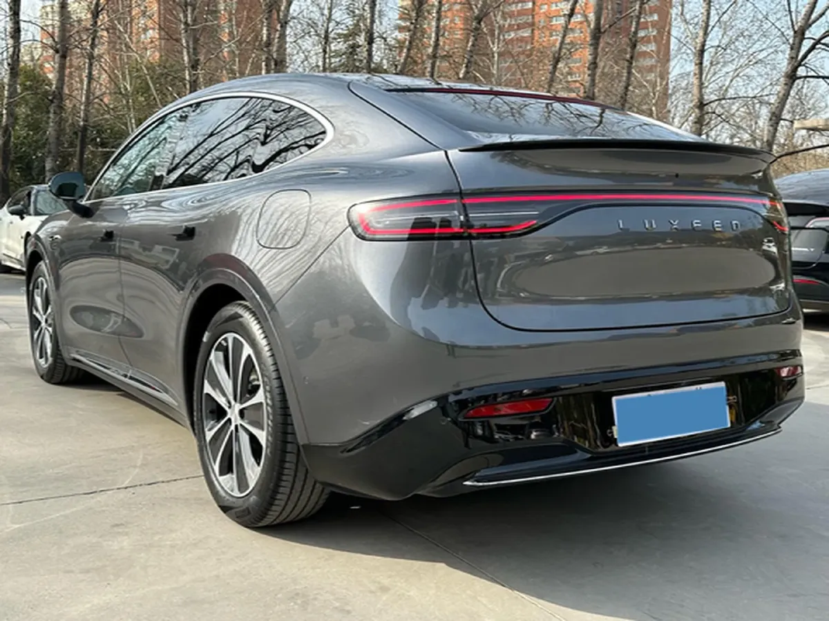 2025 Luxeed R7 REEV 156HP REEV 37KWH,autocango,china used car exporter,china ev exporter,chinese used car exporter,chinese used ev exporter