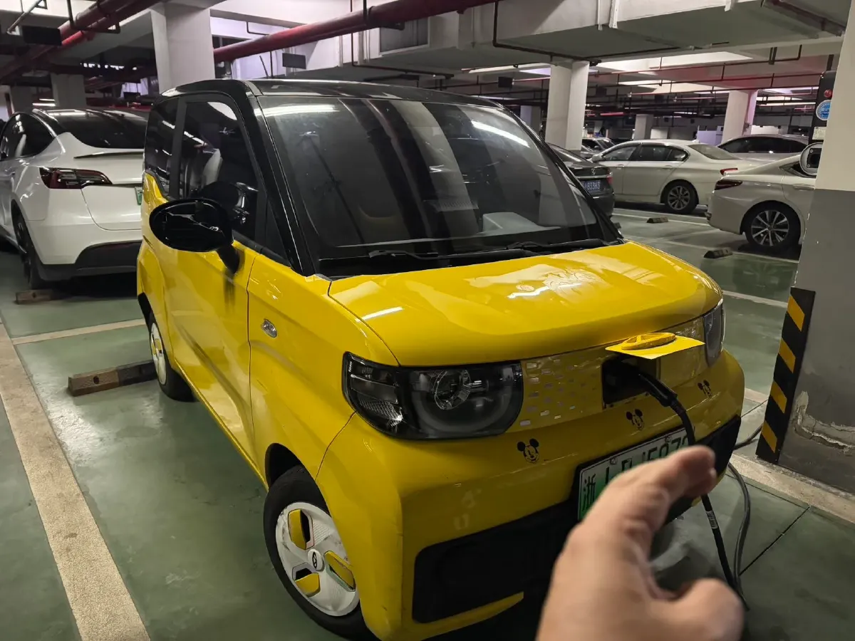 2022 HuaZi Auto Omega BEV 10.24KWH,autocango,china used car exporter,china ev exporter,chinese used car exporter,chinese used ev exporter