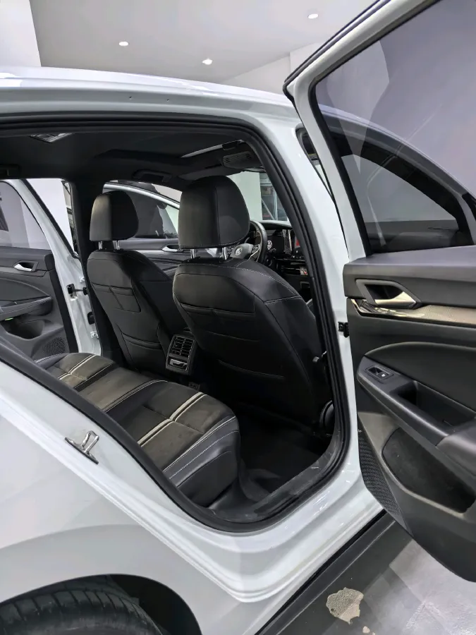 2021 Volkswagen Golf 1.4T 150HP L4 7DCT,autocango,china used car exporter,china ev exporter,chinese used car exporter,chinese used ev exporter