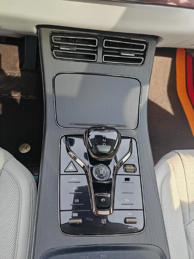 2020 Lincoln MKZ 2.0T 196HP L4 6AT,autocango,china used car exporter,china ev exporter,chinese used car exporter,chinese used ev exporter