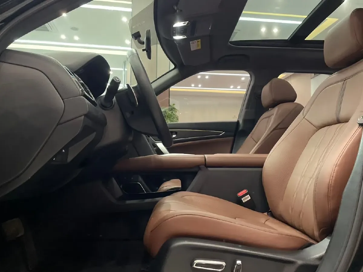 2020 Honda UR-V 2.0T 272HP L4 9AT,autocango,china used car exporter,china ev exporter,chinese used car exporter,chinese used ev exporter