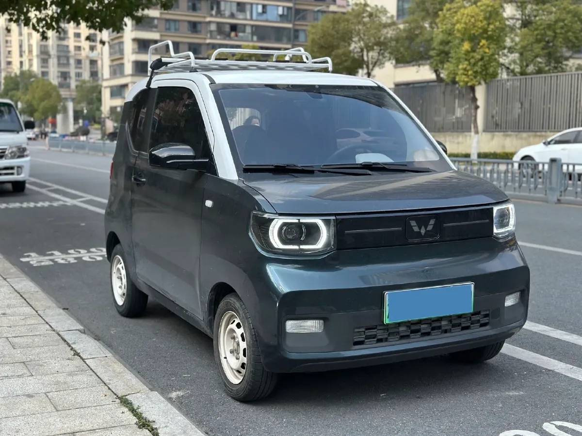 2022 WuLing HongGuang MINI EV BEV 9KWH,autocango,china used car exporter,china ev exporter,chinese used car exporter,chinese used ev exporter