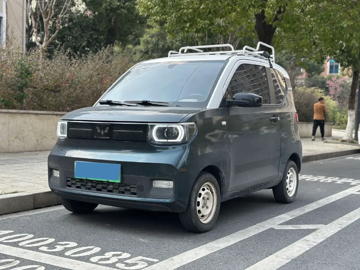 2022 WuLing HongGuang MINI EV BEV 9KWH,autocango,china used car exporter,china ev exporter,chinese used car exporter,chinese used ev exporter