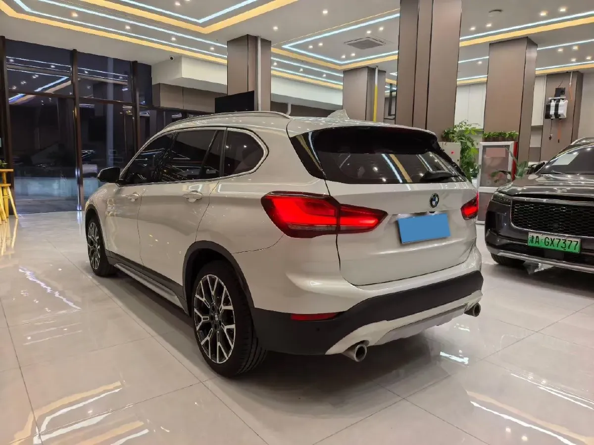 2020 BMW X1 2.0T 192HP L4 8AT,autocango,china used car exporter,china ev exporter,chinese used car exporter,chinese used ev exporter