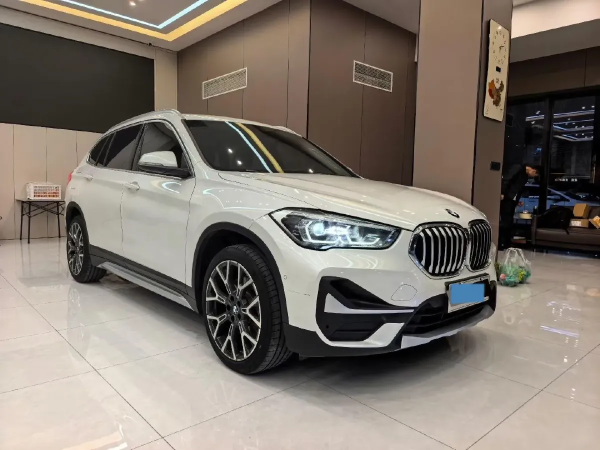 2020 BMW X1 2.0T 192HP L4 8AT,autocango,china used car exporter,china ev exporter,chinese used car exporter,chinese used ev exporter