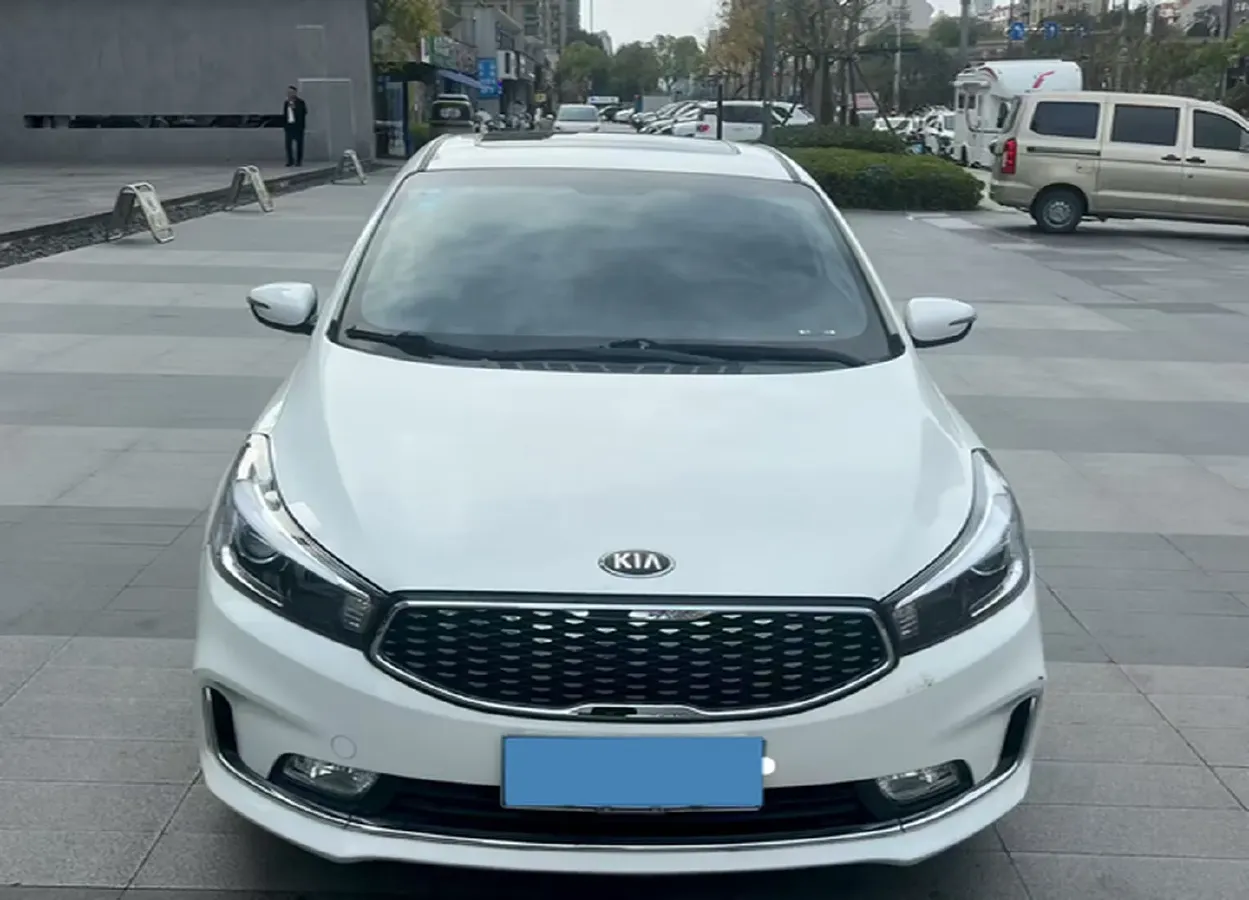 2017 Kia K3 1.6L 128HP L4 6AT,autocango,china used car exporter,china ev exporter,chinese used car exporter,chinese used ev exporter
