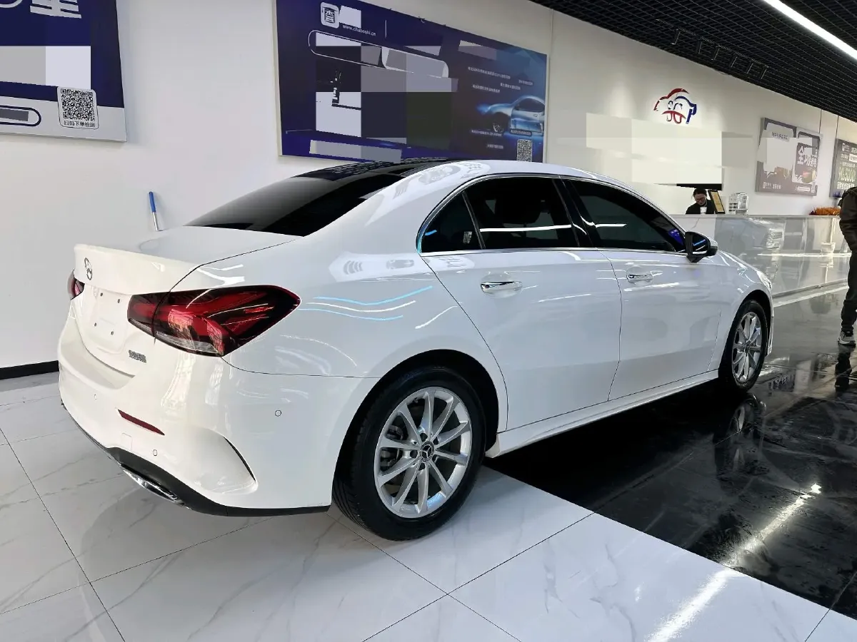 2021 Mercedes-Benz A Class 1.3T 163HP L4 7DCT,autocango,china used car exporter,china ev exporter,chinese used car exporter,chinese used ev exporter