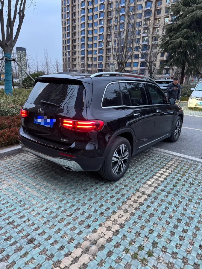2025 Mercedes-Benz GLB Class 2.0T 190HP L4 8DCT,autocango,china used car exporter,china ev exporter,chinese used car exporter,chinese used ev exporter
