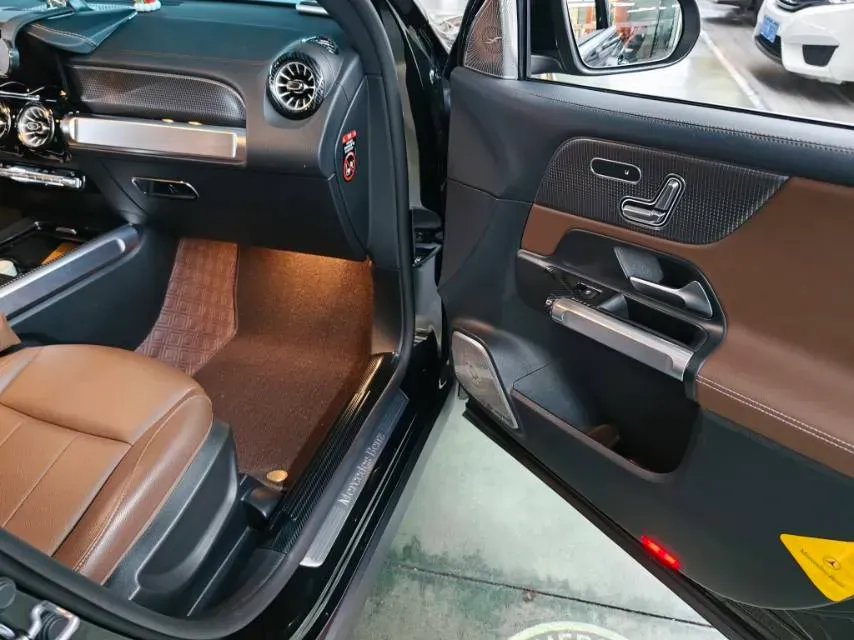 2022 Mercedes-Benz GLB Class 2.0T 190HP L4 8DCT,autocango,china used car exporter,china ev exporter,chinese used car exporter,chinese used ev exporter