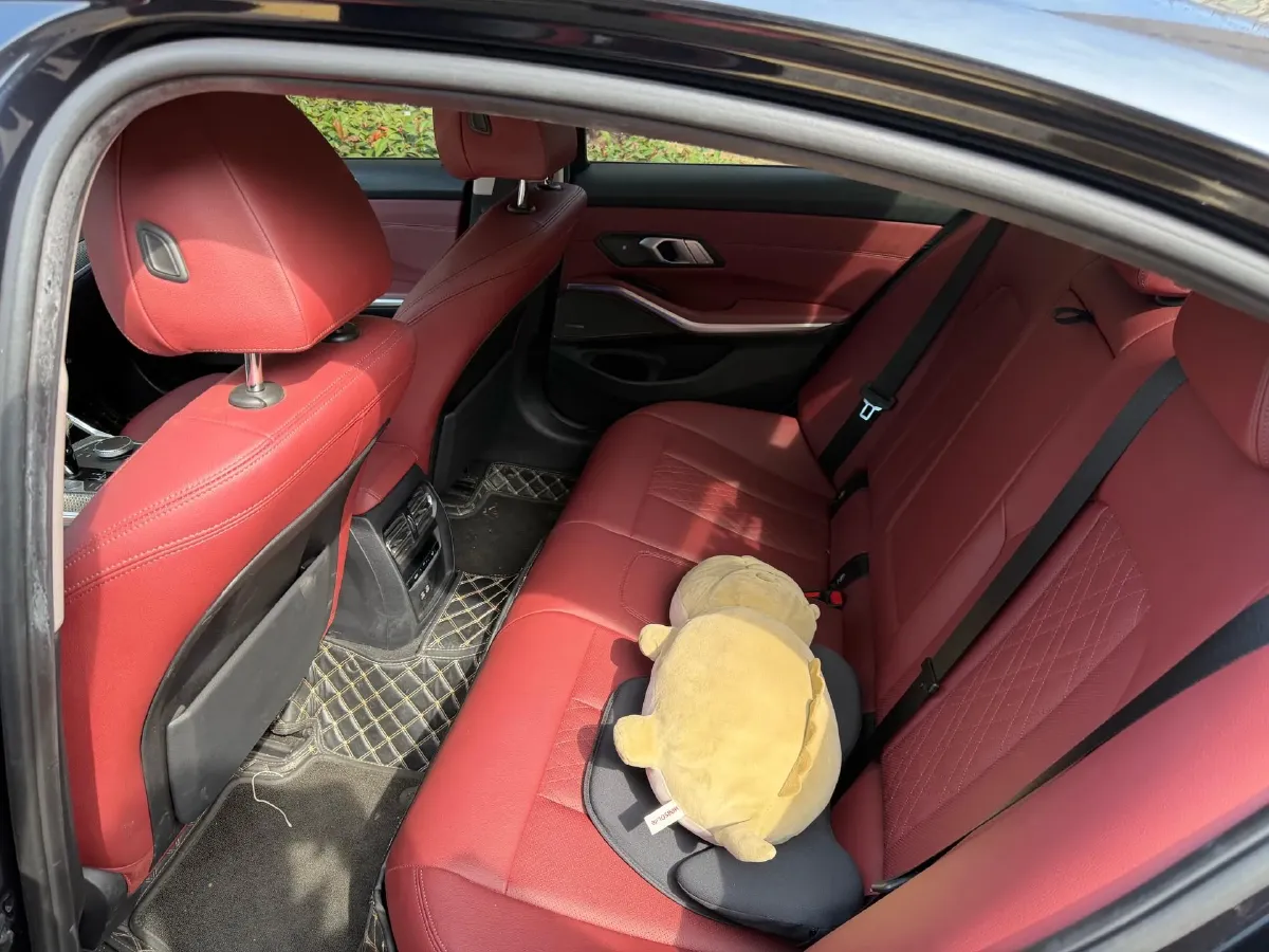 2022 BMW 3 Series 2.0T 258HP L4 8AT,autocango,china used car exporter,china ev exporter,chinese used car exporter,chinese used ev exporter