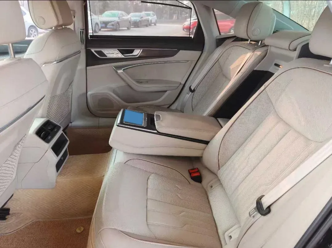 2021 Audi A6L 3.0T 340HP V6 7DCT,autocango,china used car exporter,china ev exporter,chinese used car exporter,chinese used ev exporter