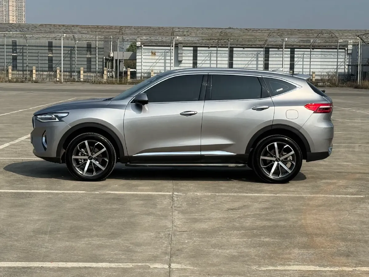 2021 Haval F7 1.5T 169HP L4 7DCT,autocango,china used car exporter,china ev exporter,chinese used car exporter,chinese used ev exporter