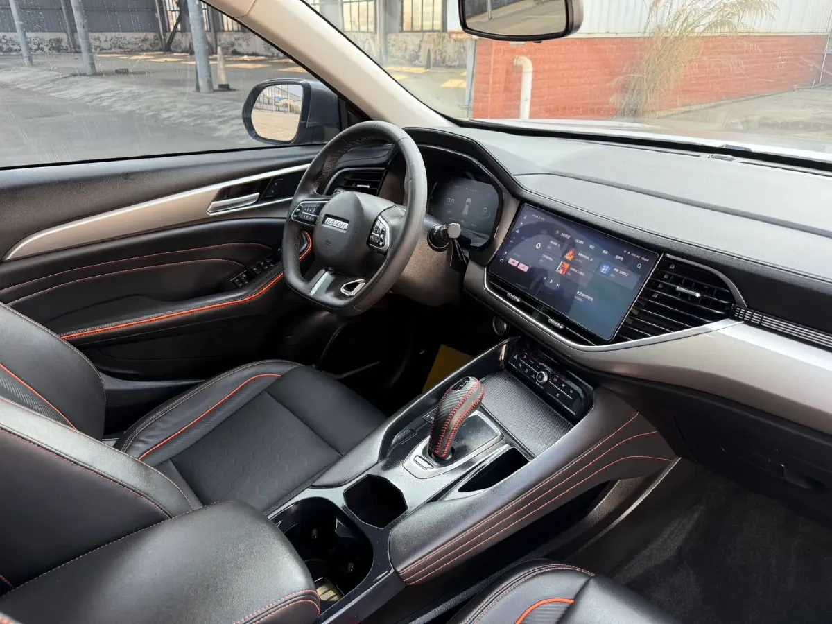 2021 Haval F7 1.5T 169HP L4 7DCT,autocango,china used car exporter,china ev exporter,chinese used car exporter,chinese used ev exporter