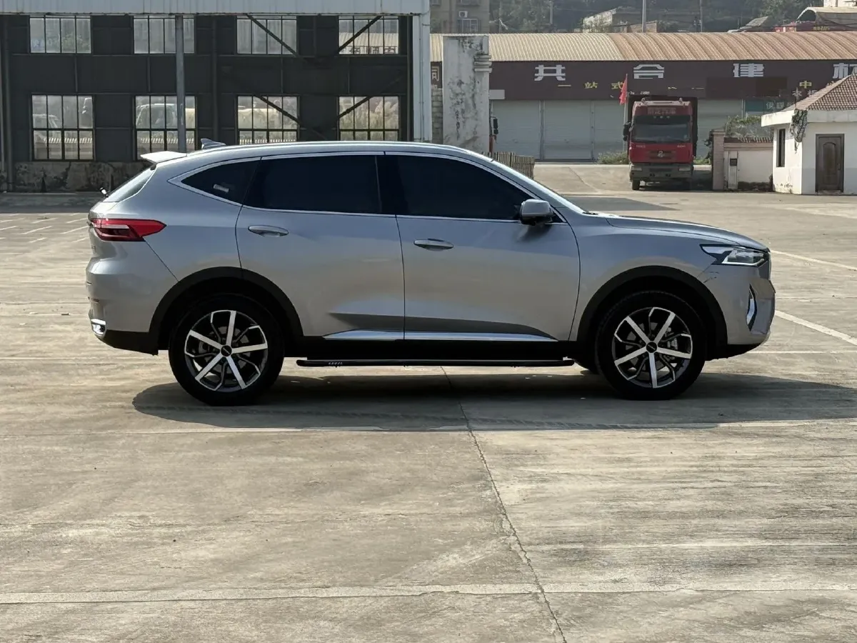 2021 Haval F7 1.5T 169HP L4 7DCT,autocango,china used car exporter,china ev exporter,chinese used car exporter,chinese used ev exporter