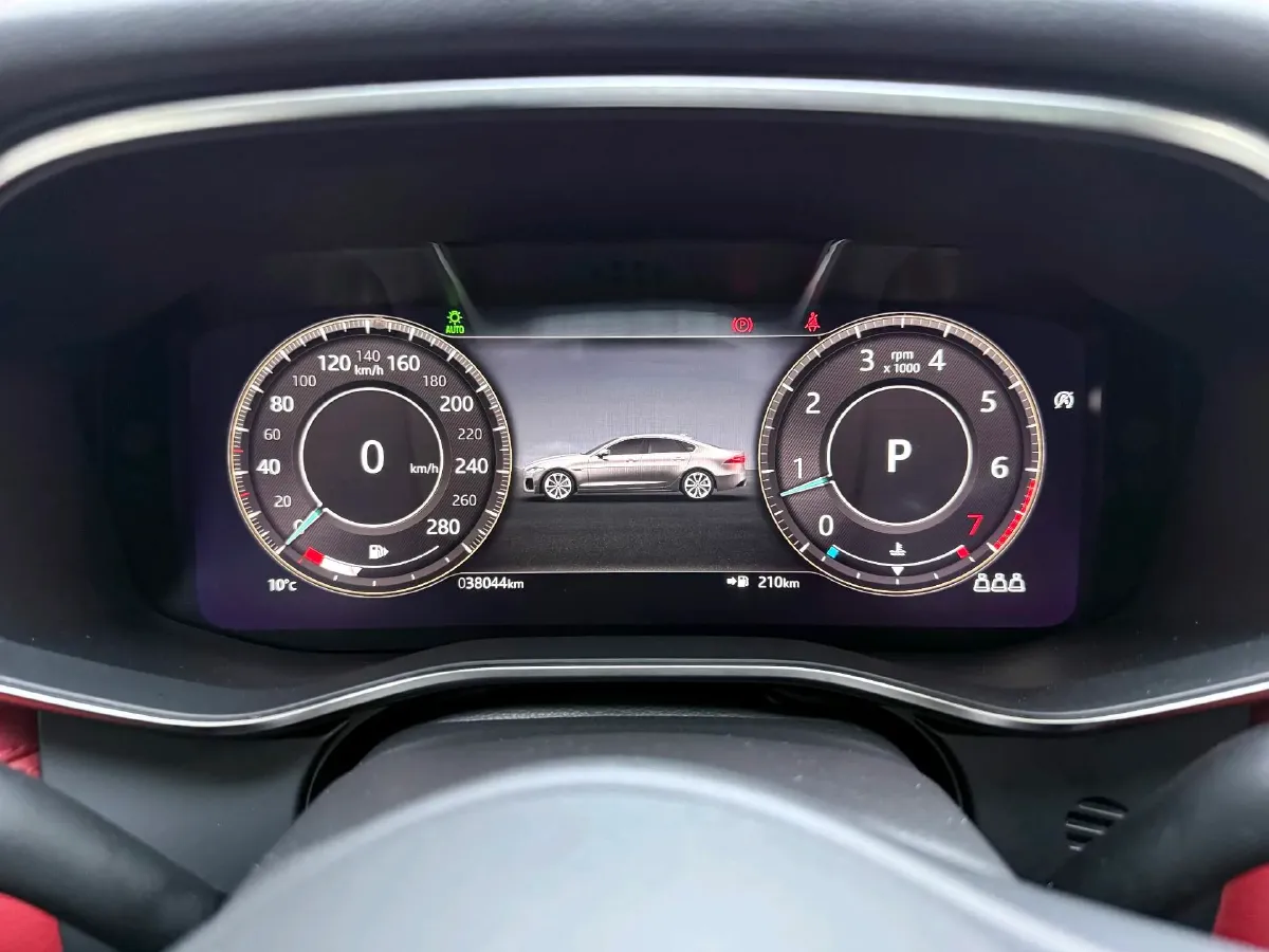 2022 Jaguar XFL 2.0T 250HP L4 8AT,autocango,china used car exporter,china ev exporter,chinese used car exporter,chinese used ev exporter