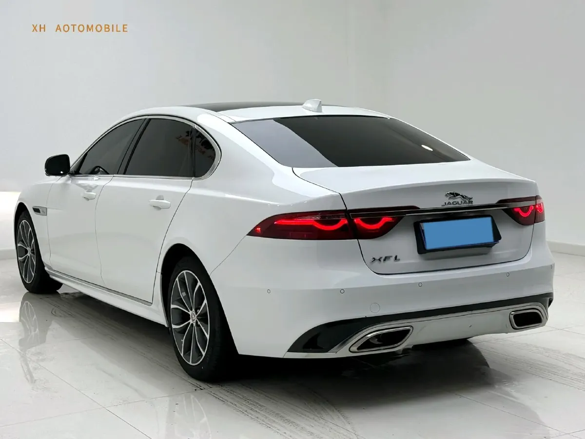 2022 Jaguar XFL 2.0T 250HP L4 8AT,autocango,china used car exporter,china ev exporter,chinese used car exporter,chinese used ev exporter