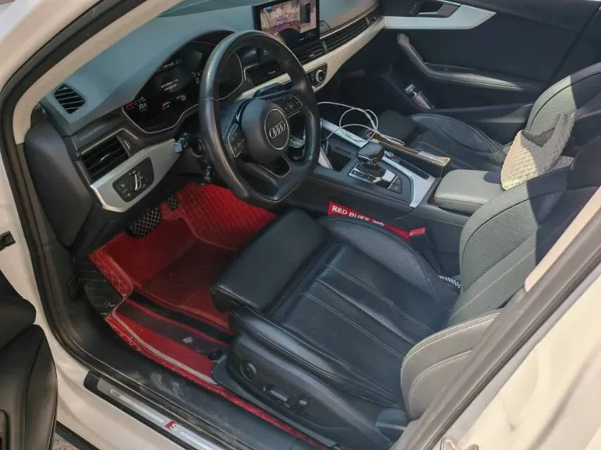 2022 Audi A4L 2.0T 190HP L4 7DCT,autocango,china used car exporter,china ev exporter,chinese used car exporter,chinese used ev exporter