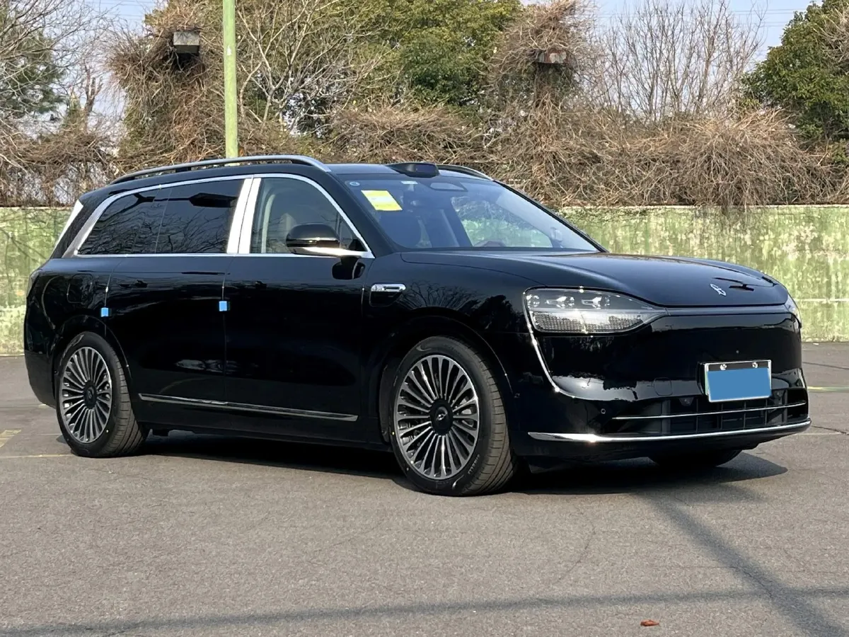 2025 AITO AITO M9 REEV 160HP REEV 52KWH,autocango,china used car exporter,china ev exporter,chinese used car exporter,chinese used ev exporter