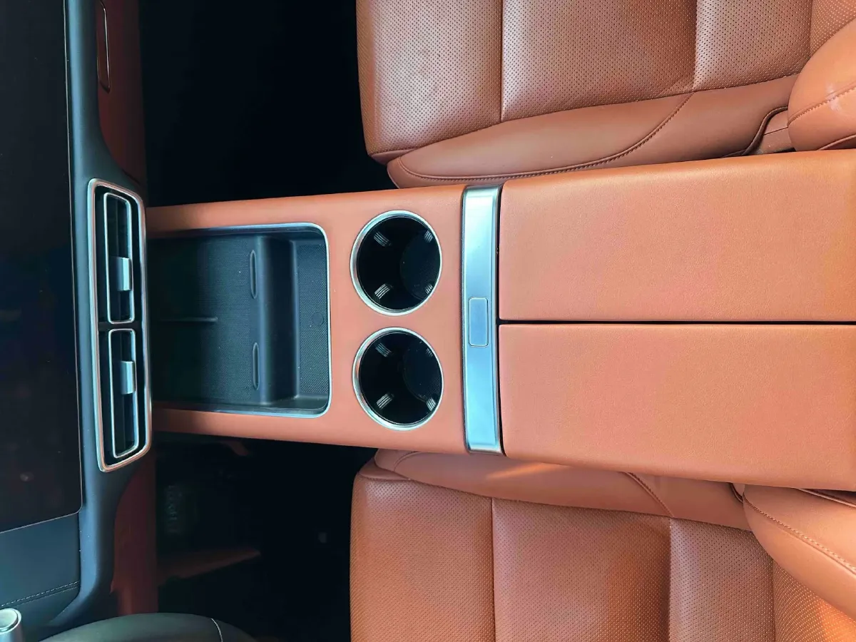 2022 Li L9 Range Extended 154HP REEV 42.6KWH,autocango,china used car exporter,china ev exporter,chinese used car exporter,chinese used ev exporter