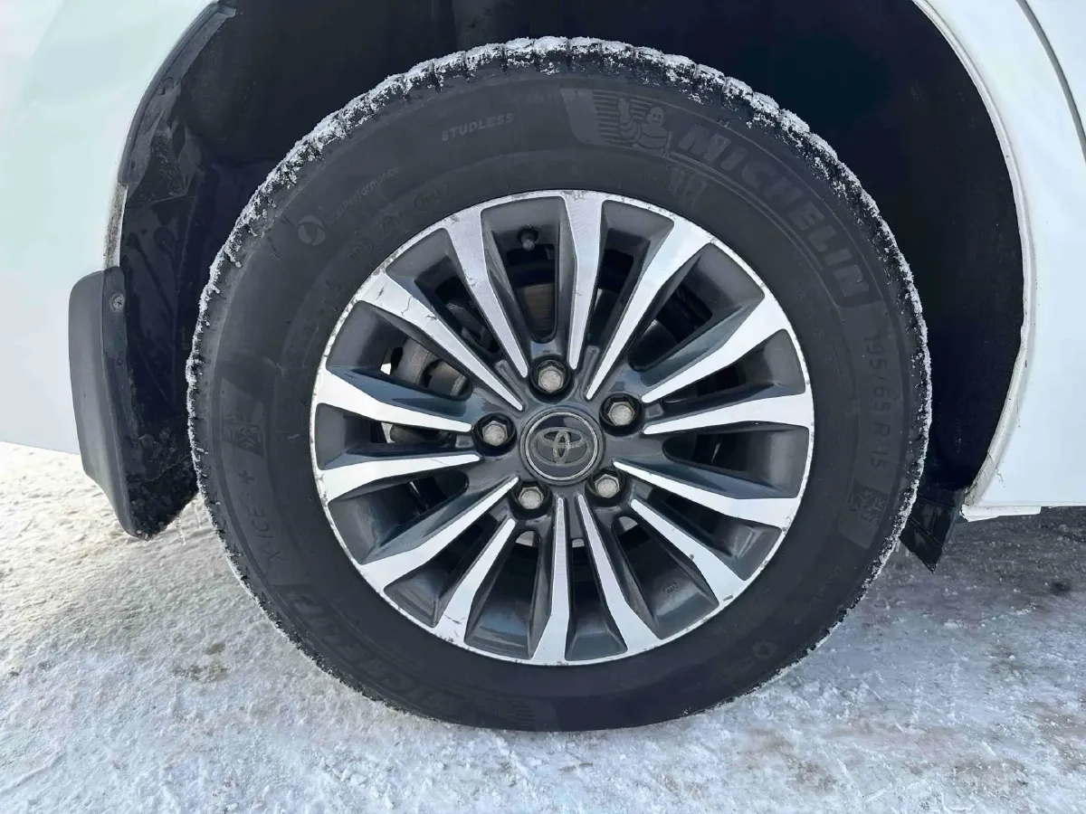 2017 Toyota Corolla 1.2T 116HP L4 CVT,autocango,china used car exporter,china ev exporter,chinese used car exporter,chinese used ev exporter