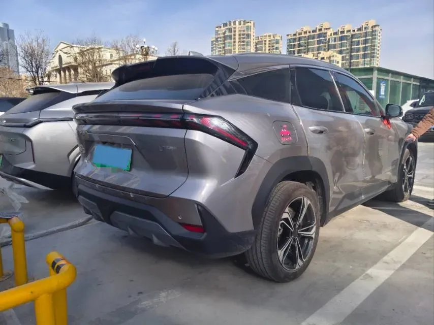 2025 Geely Galaxy L7 1.5L 112HP L4 1DHT PHEV 18.4KWH,autocango,china used car exporter,china ev exporter,chinese used car exporter,chinese used ev exporter