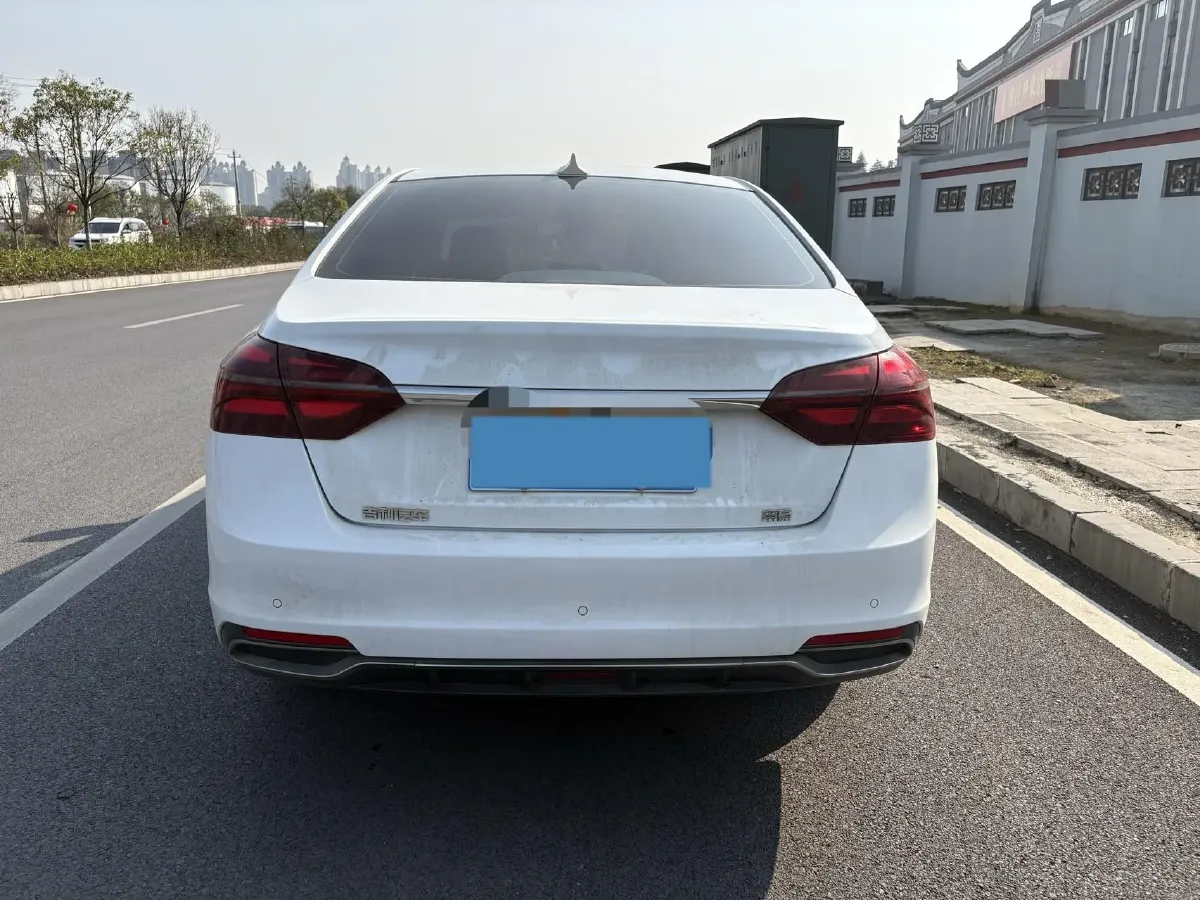 2019 Geely Emgrand 1.5L 109HP L4 5MT,autocango,china used car exporter,china ev exporter,chinese used car exporter,chinese used ev exporter