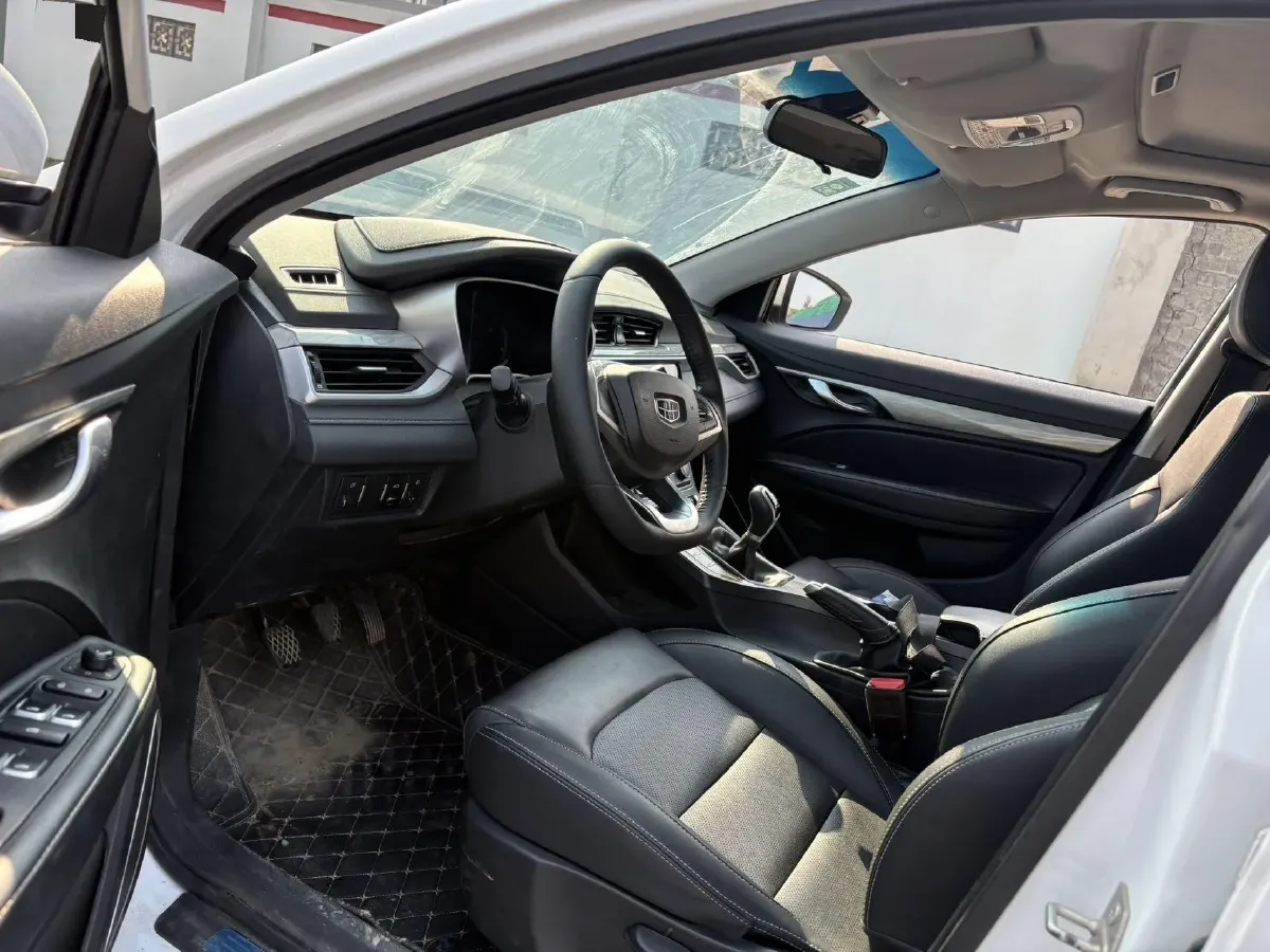 2019 Geely Emgrand 1.5L 109HP L4 5MT,autocango,china used car exporter,china ev exporter,chinese used car exporter,chinese used ev exporter