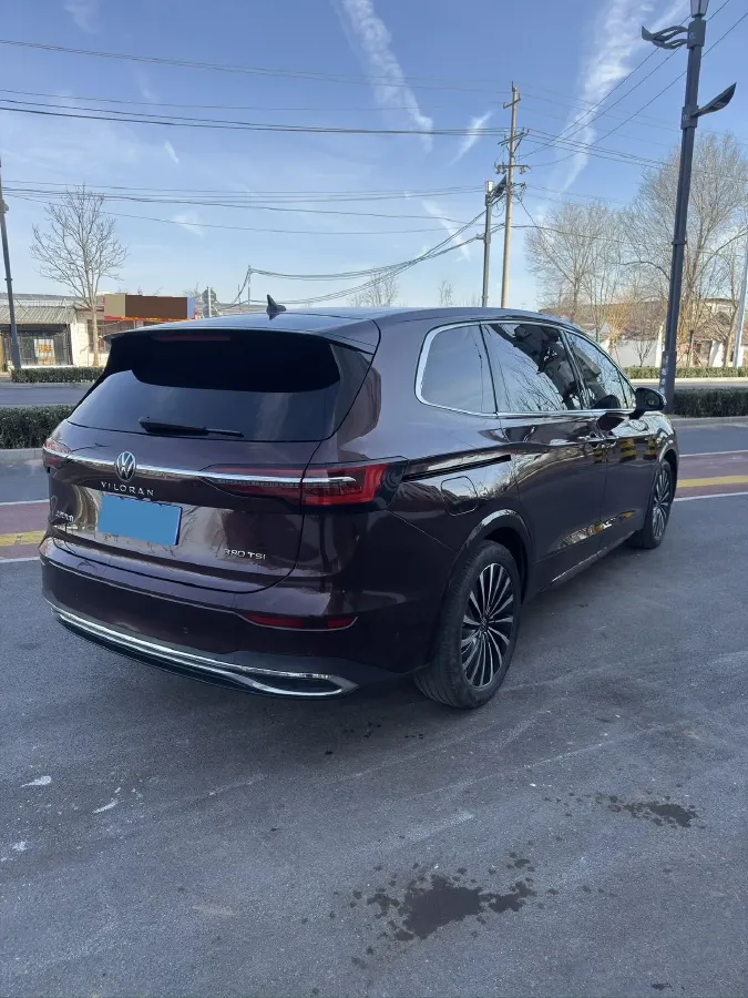 2020 Volkswagen Viloran 2.0T 220HP L4 7DCT,autocango,china used car exporter,china ev exporter,chinese used car exporter,chinese used ev exporter