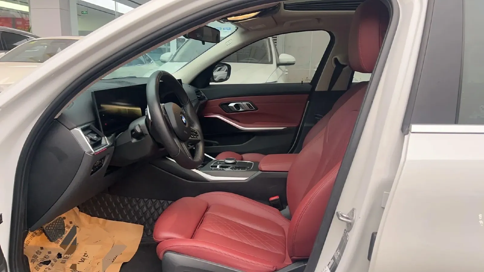 2023 BMW 3 Series 2.0T 156HP L4 8AT,autocango,china used car exporter,china ev exporter,chinese used car exporter,chinese used ev exporter