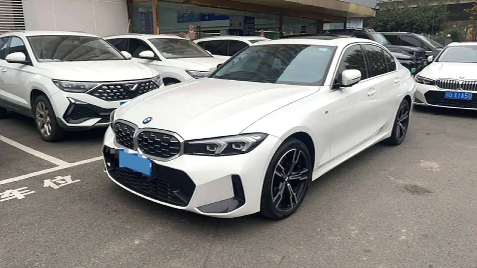 2023 BMW 3 Series 2.0T 156HP L4 8AT,autocango,china used car exporter,china ev exporter,chinese used car exporter,chinese used ev exporter