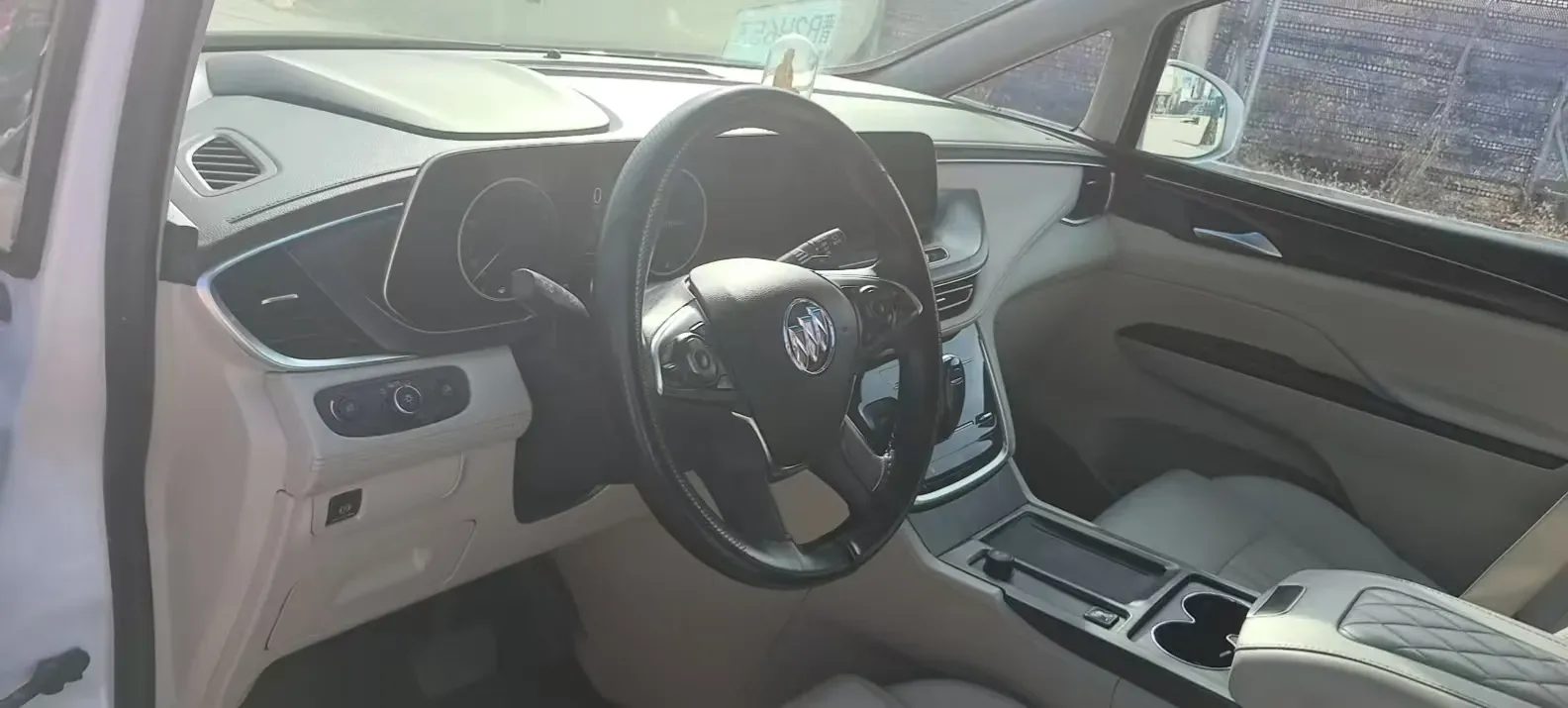 2021 Buick GL8 2.0T 237HP L4 9AT,autocango,china used car exporter,china ev exporter,chinese used car exporter,chinese used ev exporter