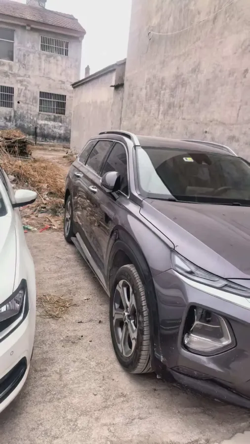 2019 Hyundai Santafe 2.0T 230HP L4 8AT,autocango,china used car exporter,china ev exporter,chinese used car exporter,chinese used ev exporter