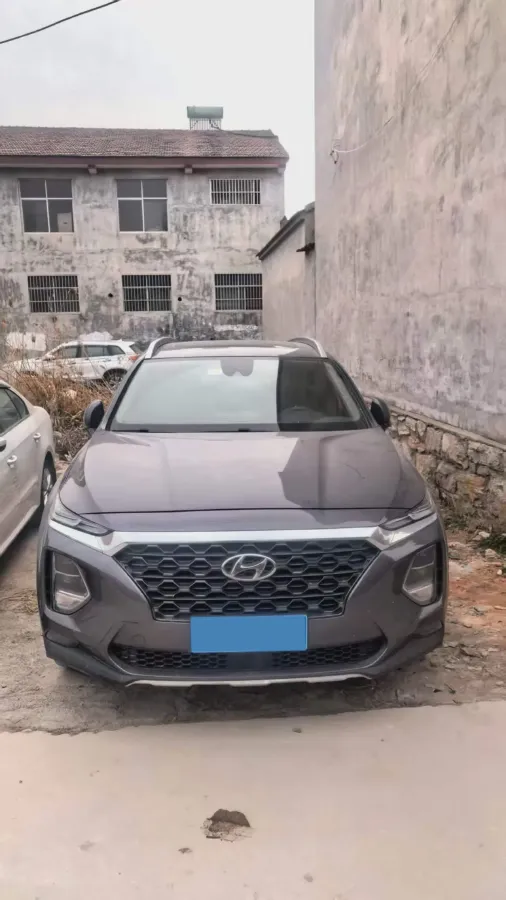2019 Hyundai Santafe 2.0T 230HP L4 8AT,autocango,china used car exporter,china ev exporter,chinese used car exporter,chinese used ev exporter