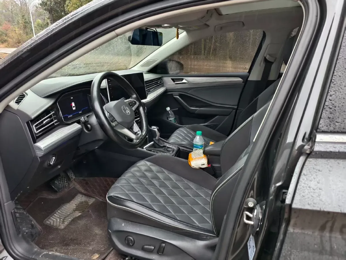 2023 Volkswagen Sagitar 1.5T 160HP L4 7DCT,autocango,china used car exporter,china ev exporter,chinese used car exporter,chinese used ev exporter