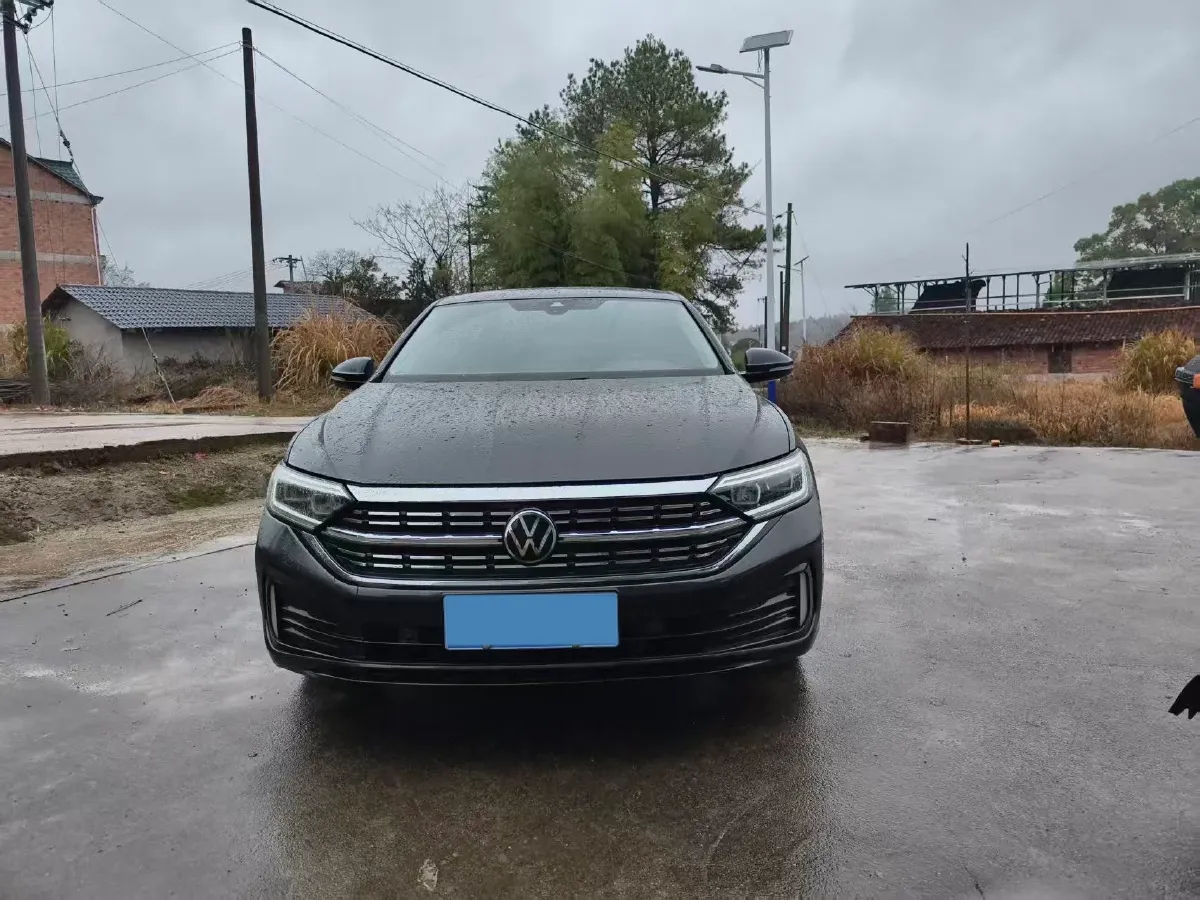 2023 Volkswagen Sagitar 1.5T 160HP L4 7DCT,autocango,china used car exporter,china ev exporter,chinese used car exporter,chinese used ev exporter