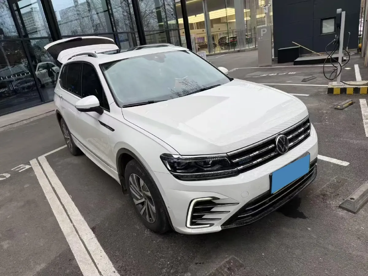 2021 Volkswagen Tiguan L 1.4T 150HP L4 6DCT PHEV 13KWH,autocango,china used car exporter,china ev exporter,chinese used car exporter,chinese used ev exporter