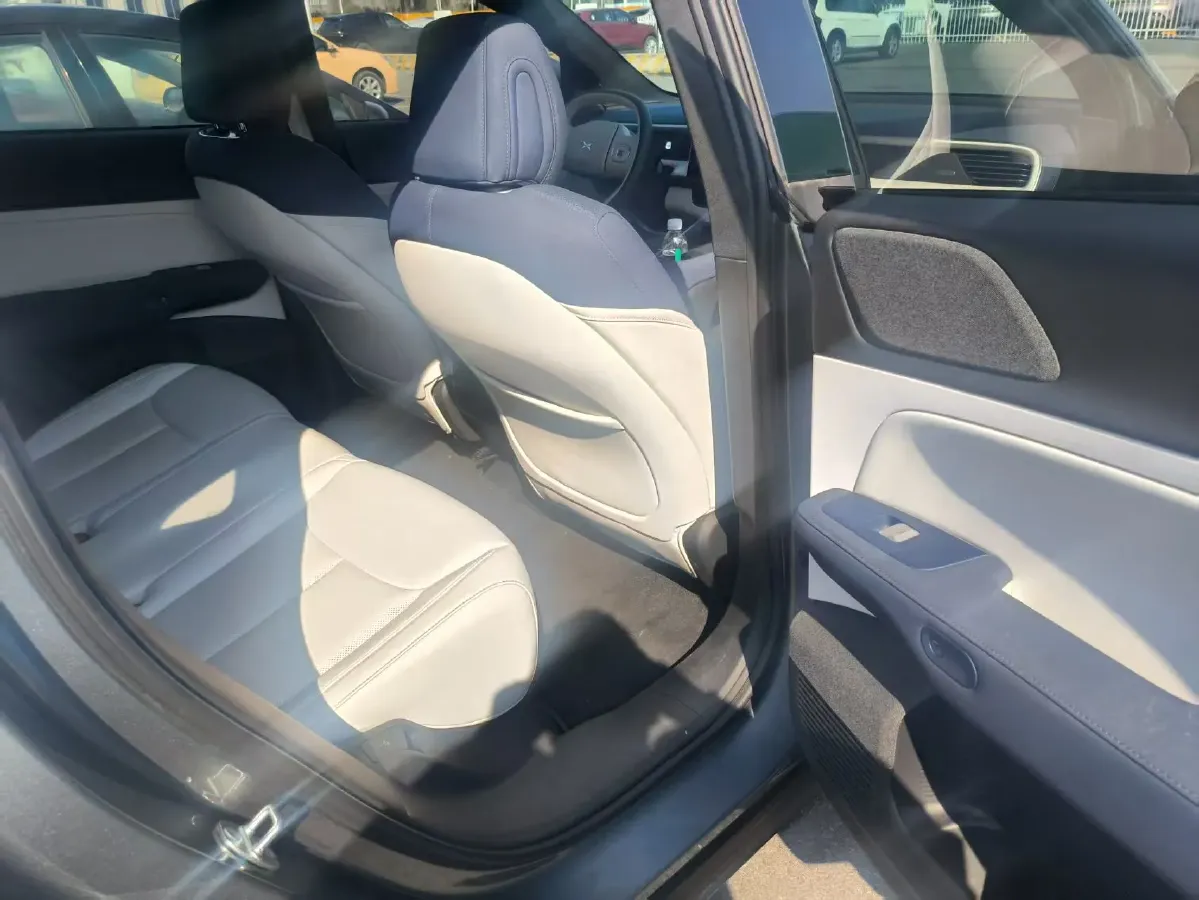 2023 Xpeng G6 BEV 87.5KWH,autocango,china used car exporter,china ev exporter,chinese used car exporter,chinese used ev exporter