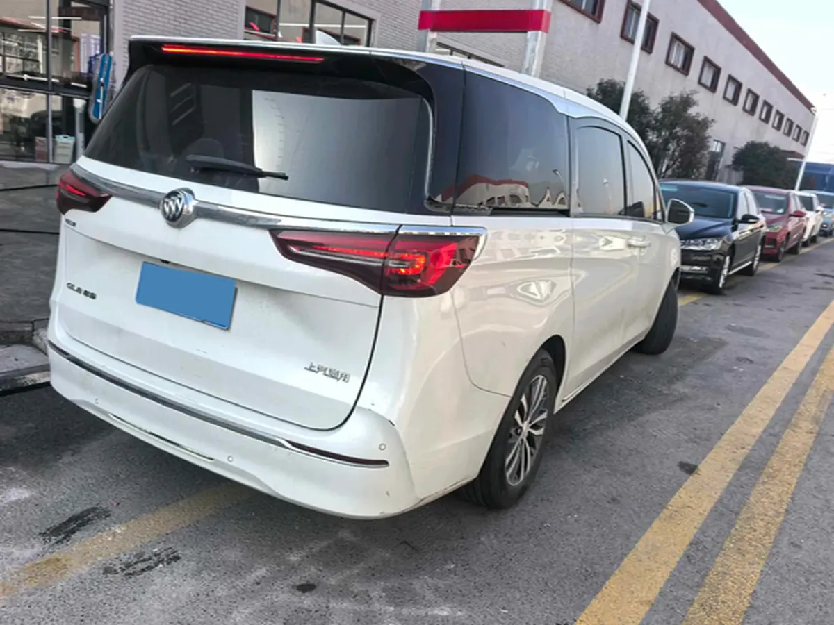 2023 Buick GL8 2.0T 237HP L4 9AT,autocango,china used car exporter,china ev exporter,chinese used car exporter,chinese used ev exporter