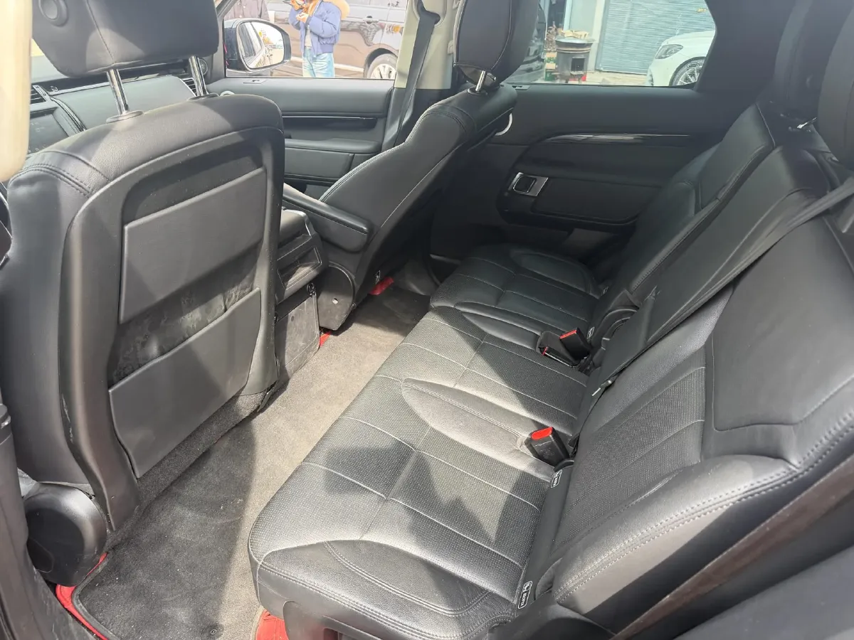 2019 Land Rover Discovery 3.0T 340HP V6 8AT,autocango,china used car exporter,china ev exporter,chinese used car exporter,chinese used ev exporter